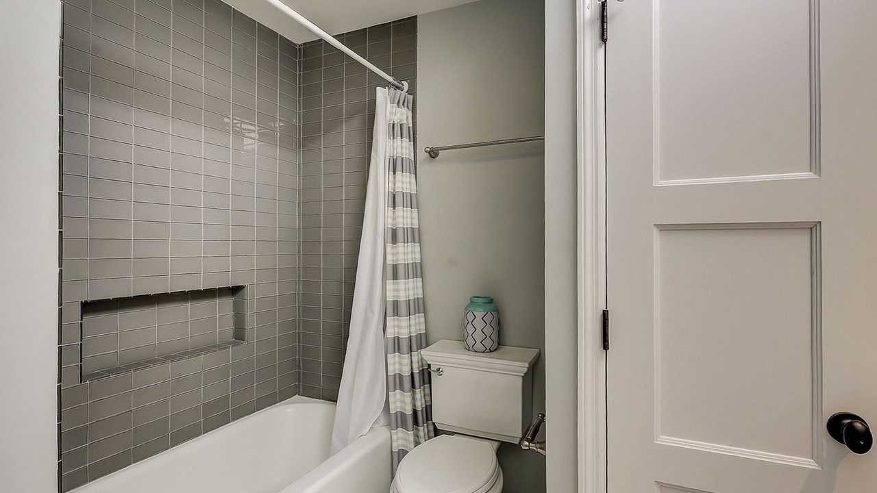 Photo of Bathroom in Heritage Woods