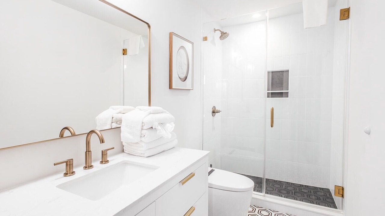 Photo of Bathroom in Downtown Charleston