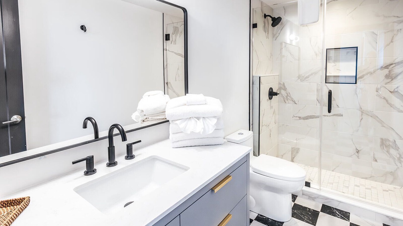 Photo of Bathroom in Downtown Charleston