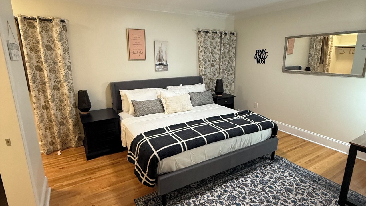 Photo of Bedroom in Mint Hill