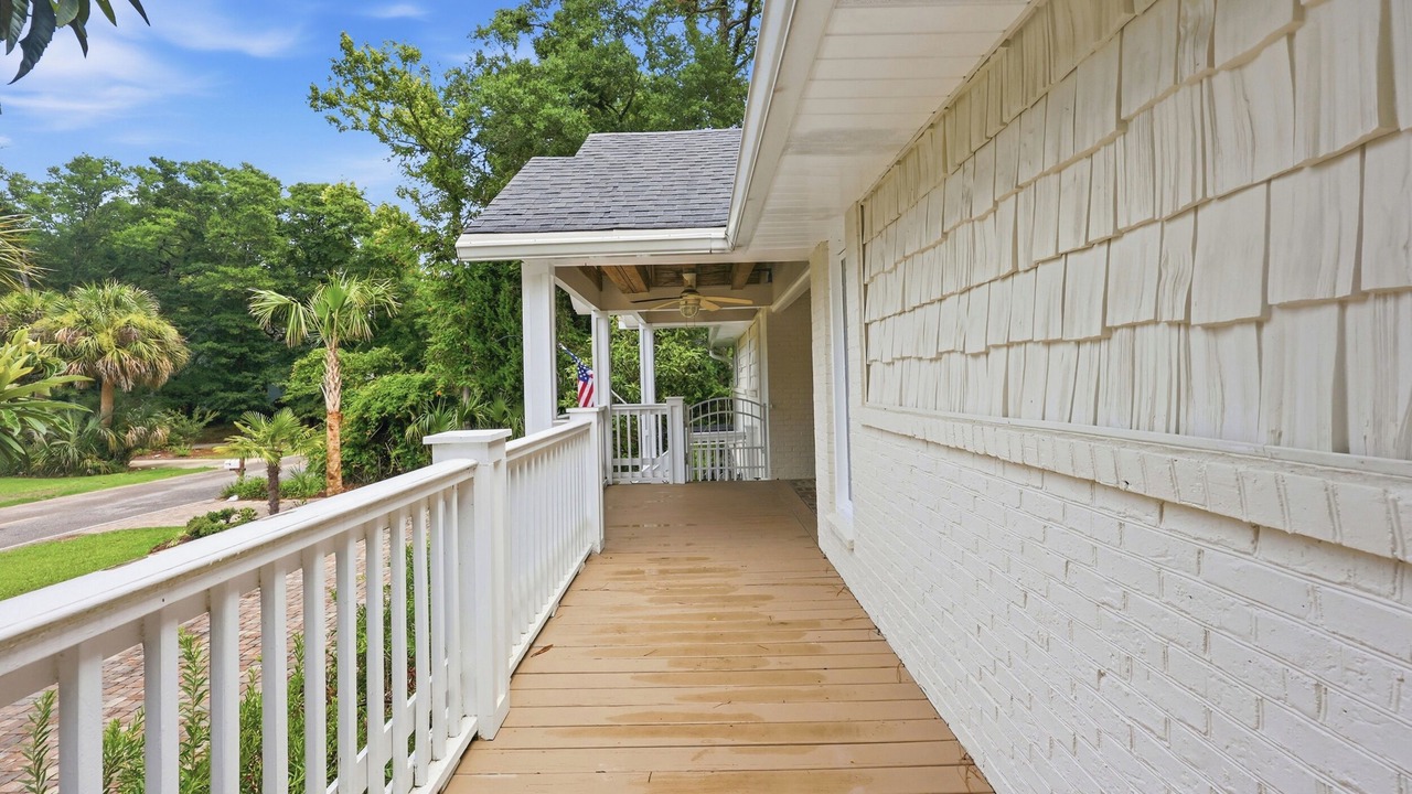 Photo of Outdoor in North Litchfield Beach