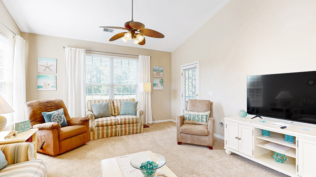 Photo of Livingroom in Sunset Beach
