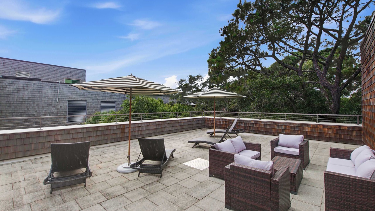 Photo of Patio Balcony in West Beach Village