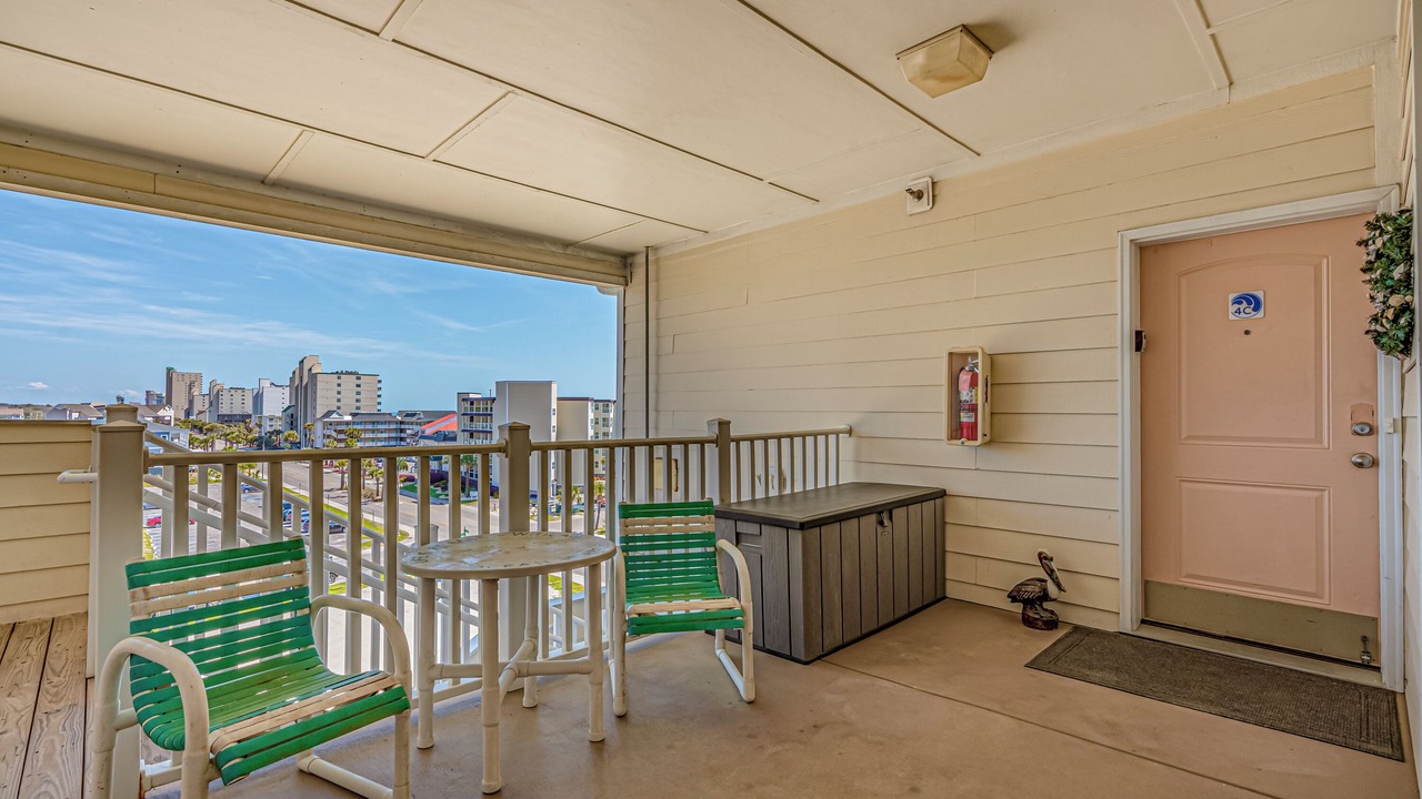 Photo of Patio Balcony in Windy Hill