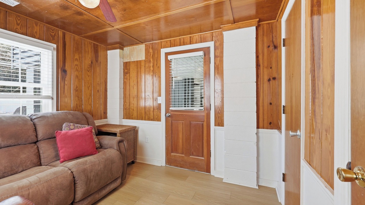 Photo of Livingroom in Litchfield by the Sea