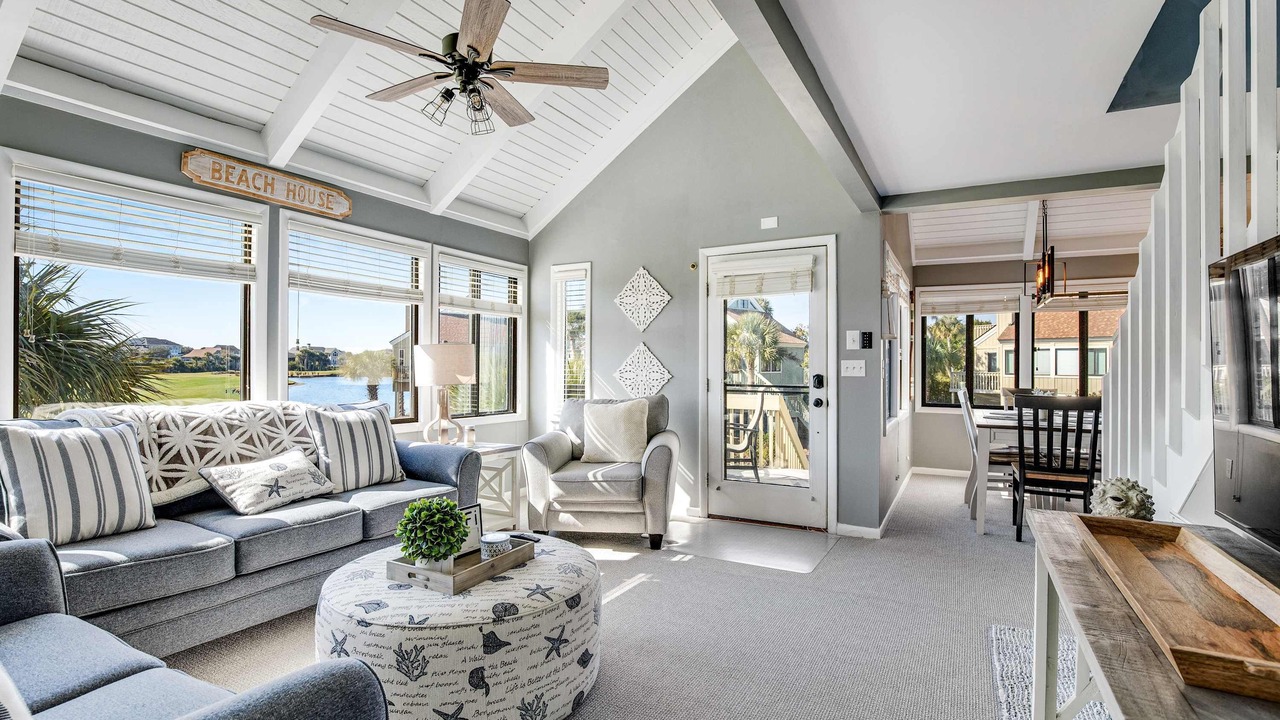 Photo of Livingroom in Sealoft Villas