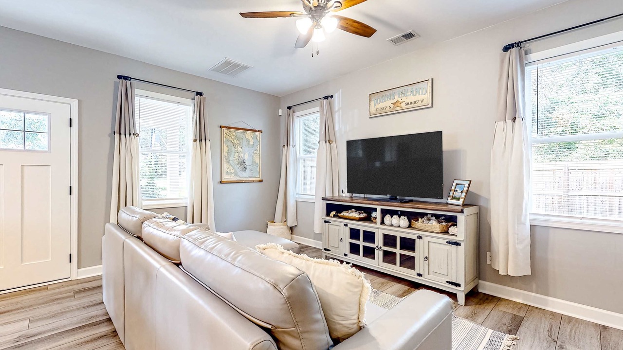 Photo of Livingroom in Johns Island