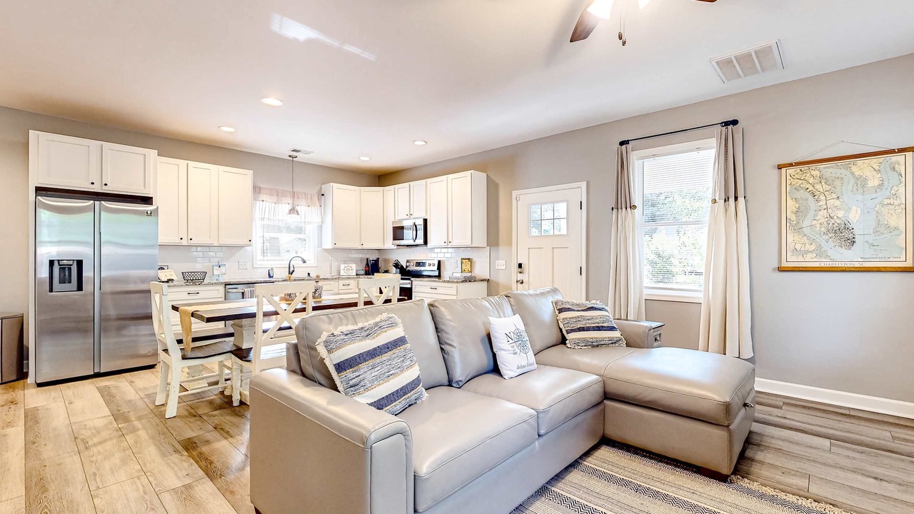 Photo of Livingroom in Johns Island
