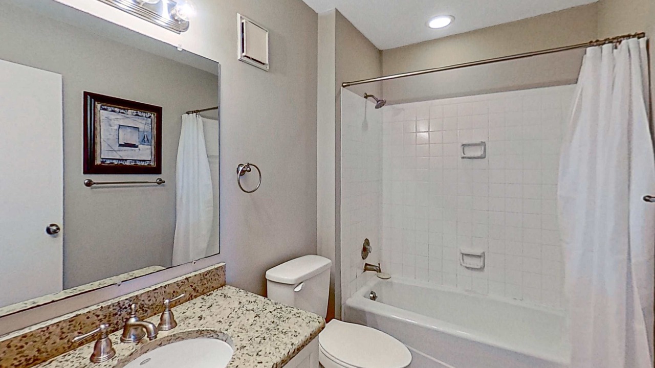 Photo of Bathroom in Isle of Palms