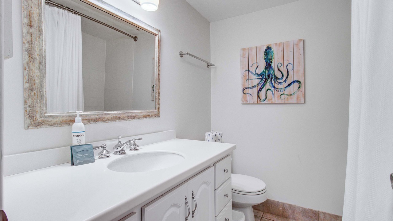 Photo of Bathroom in Spinnaker Beachhouses