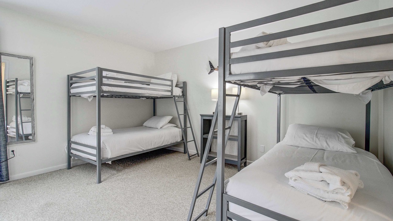 Photo of Bedroom in Spinnaker Beachhouses