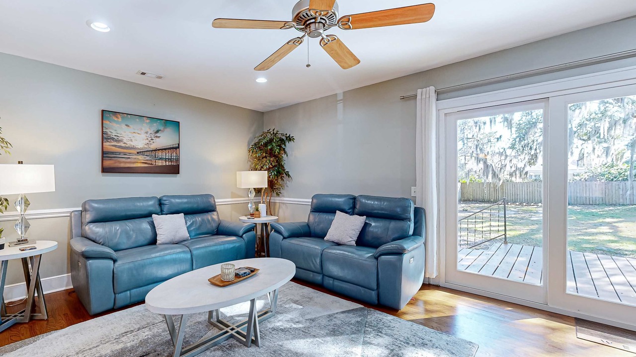 Photo of Livingroom in North Charleston