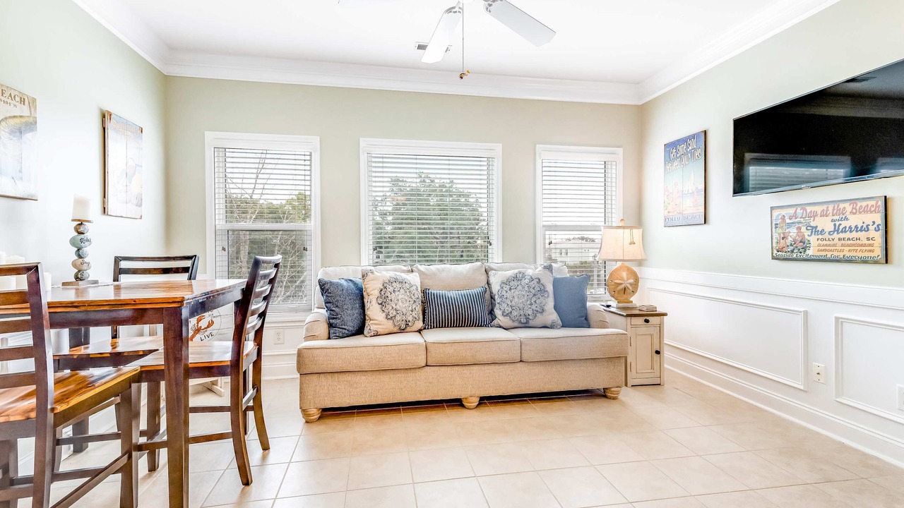 Photo of Livingroom in Charleston