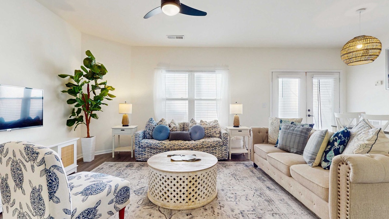 Photo of Livingroom in Goose Creek