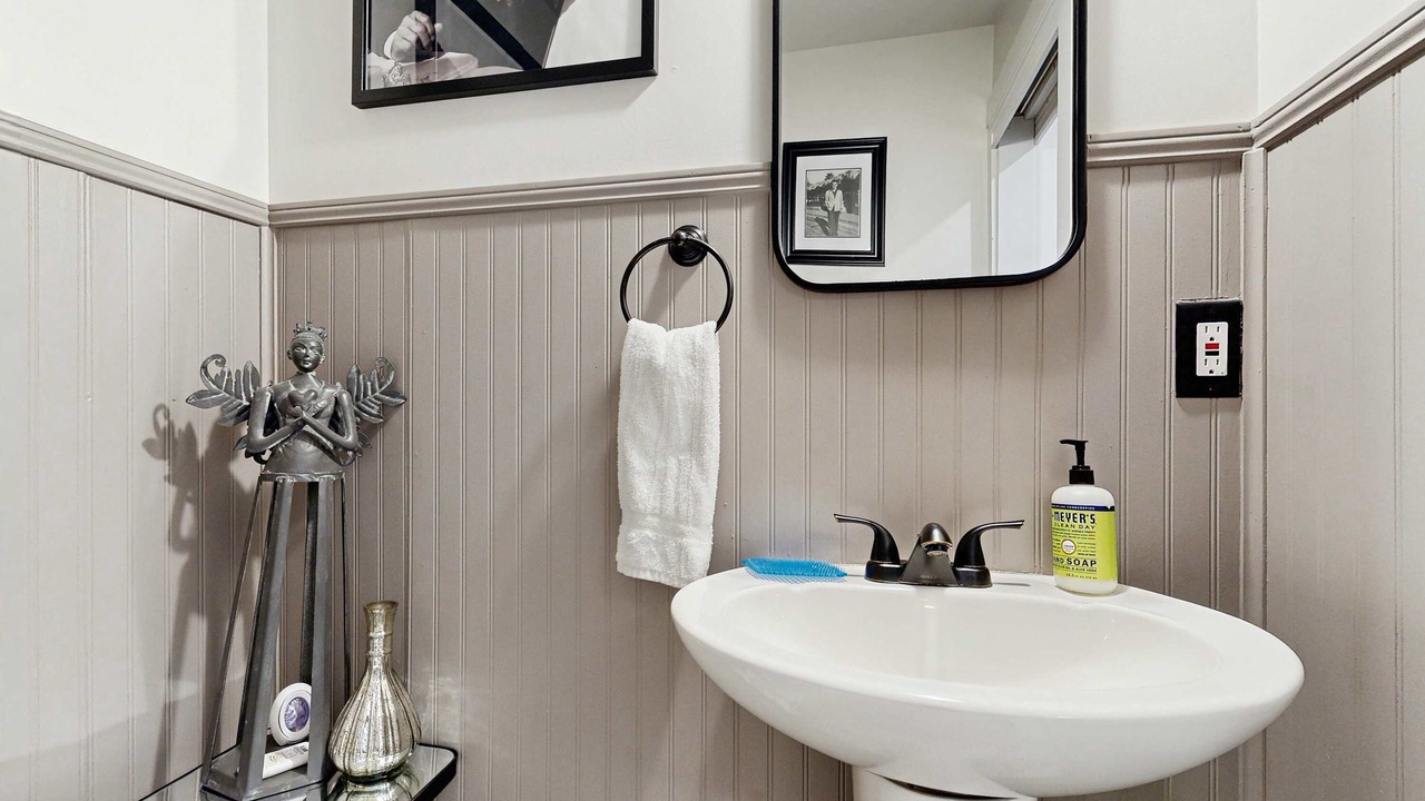 Photo of Bathroom in Hanahan