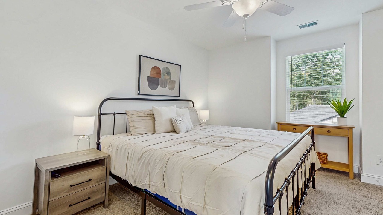 Photo of Bedroom in Goose Creek