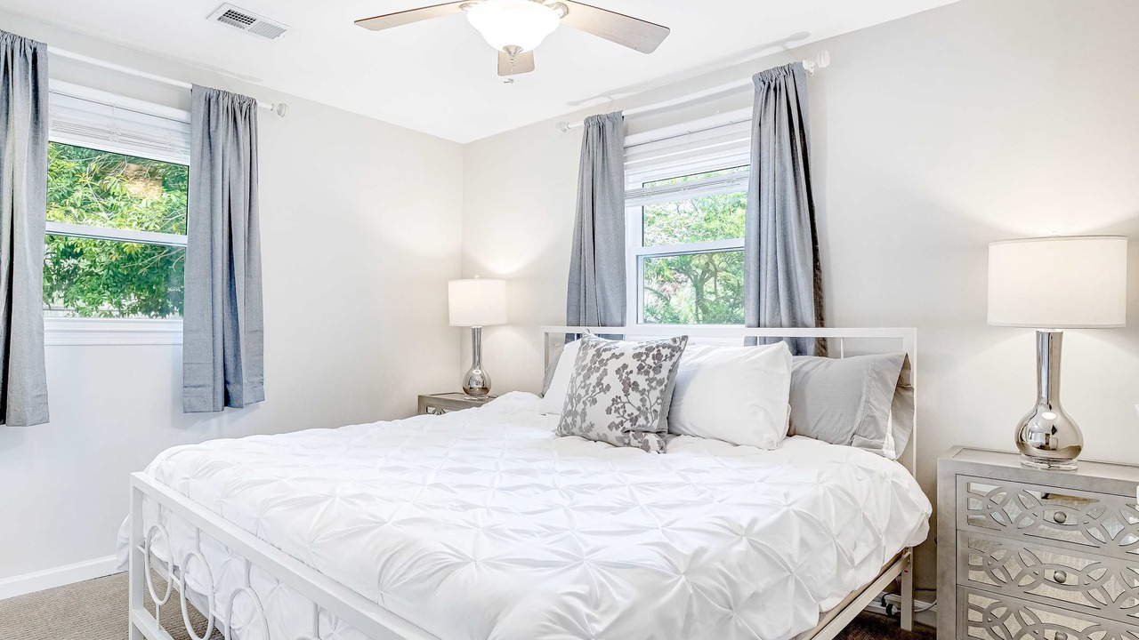Photo of Bedroom in Charleston
