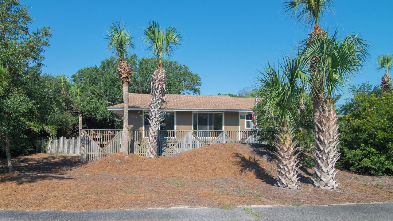 Photo of Outdoor in Debordieu Colony