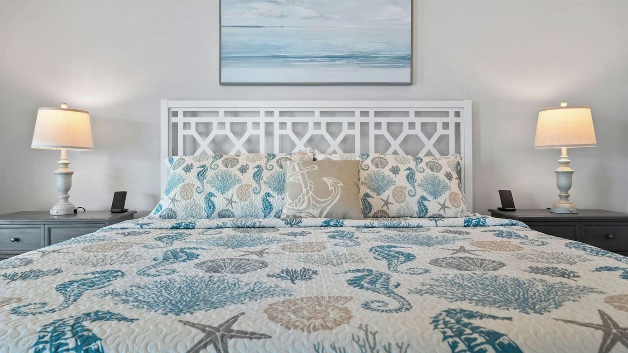 Photo of Bedroom in Surfside Beach