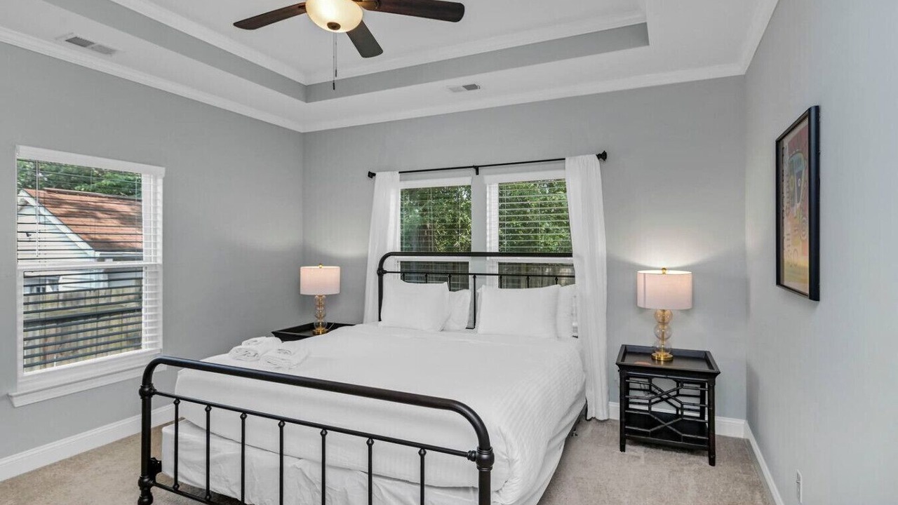 Photo of Bedroom in Old Shandon