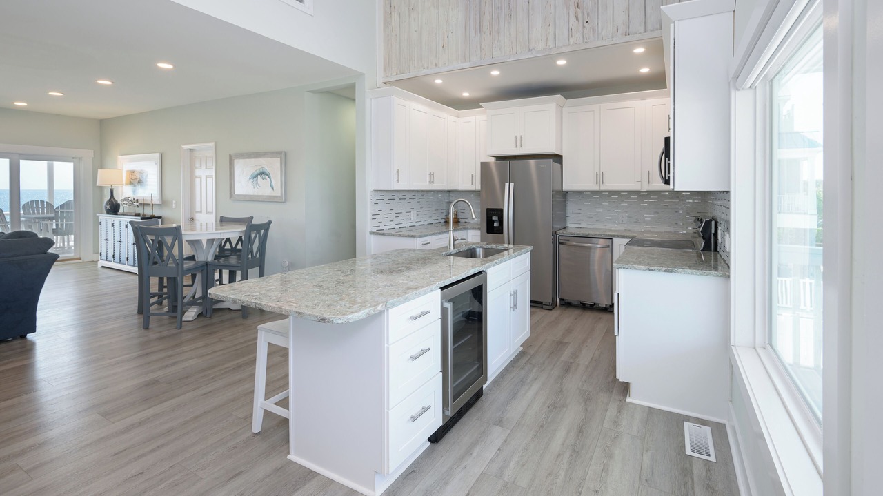Photo of Kitchen in Inlet Harbour