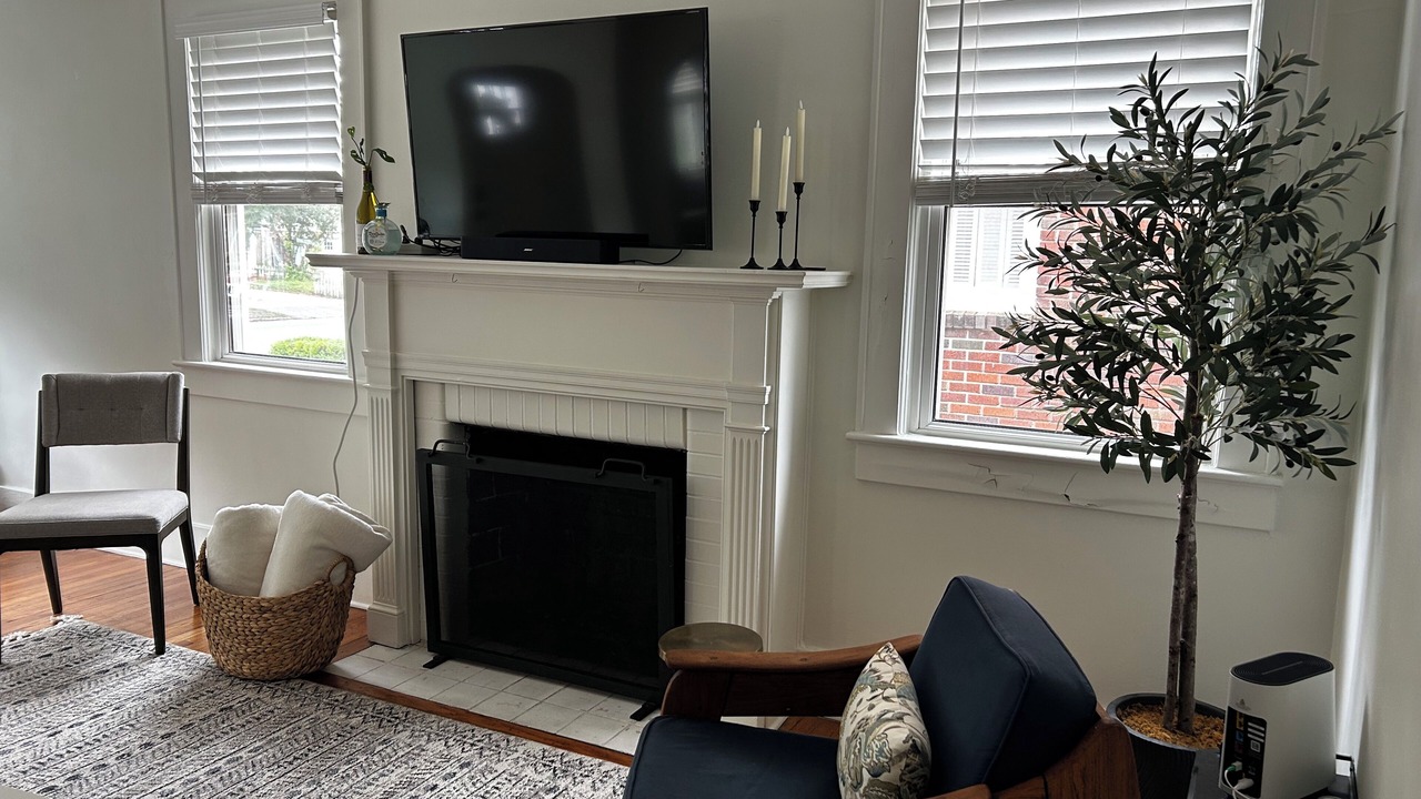 Photo of Livingroom in Charleston
