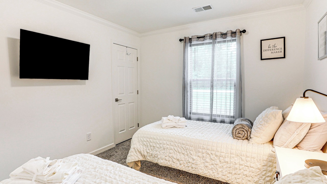 Photo of Bedroom in Russellville
