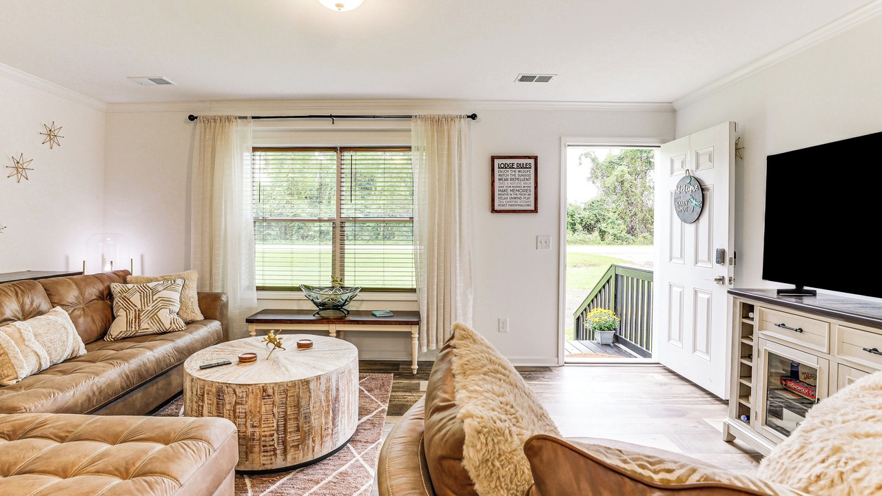 Photo of Livingroom in Russellville