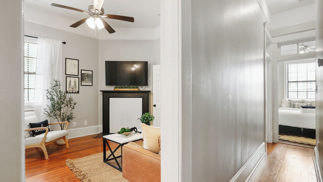 Photo of Bedroom in Metropolitan