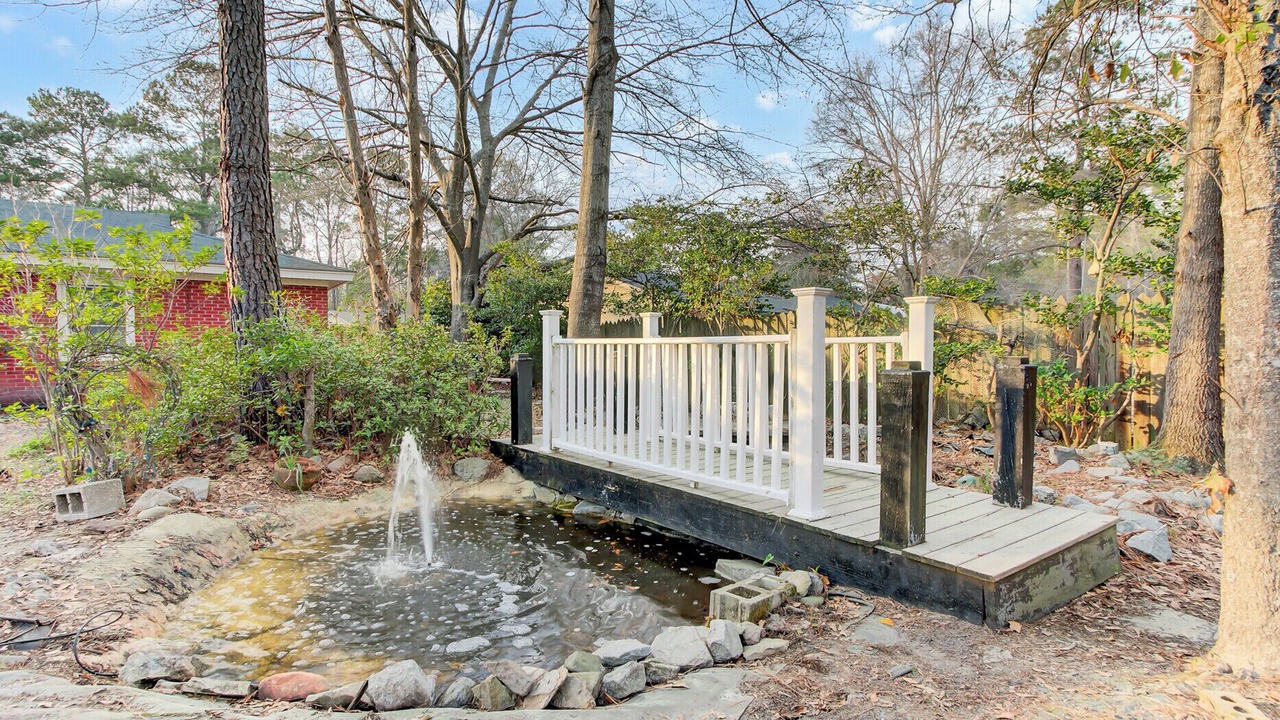 Photo of Outdoor in Summerville Historic District