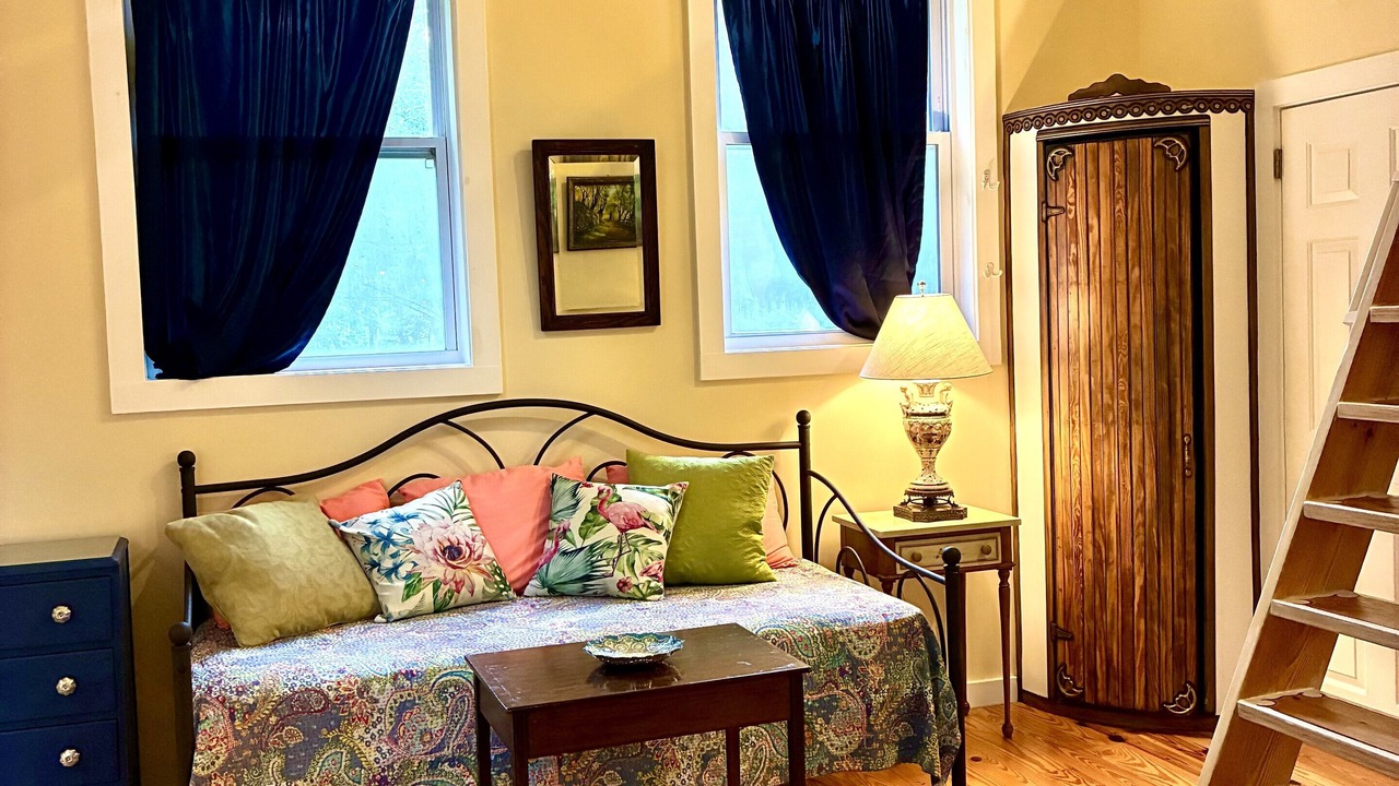 Photo of Bedroom in McClellanville
