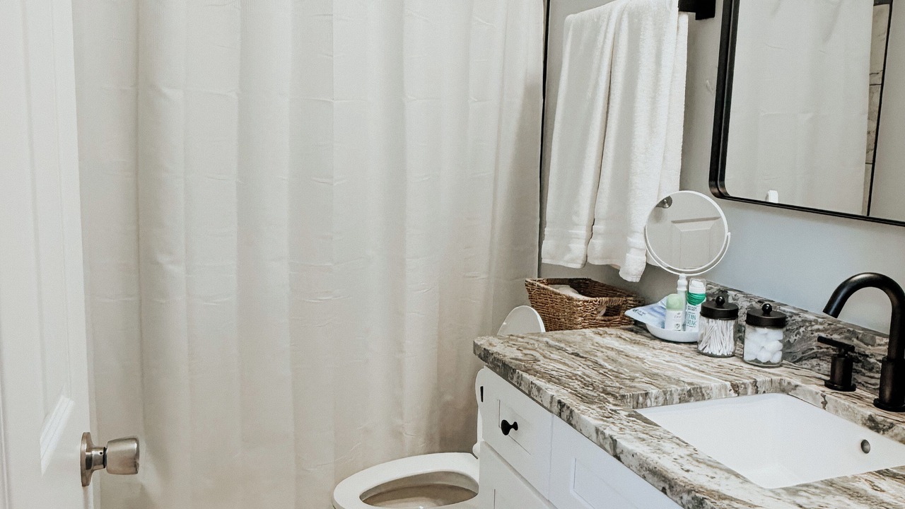 Photo of Bathroom in Port Royal