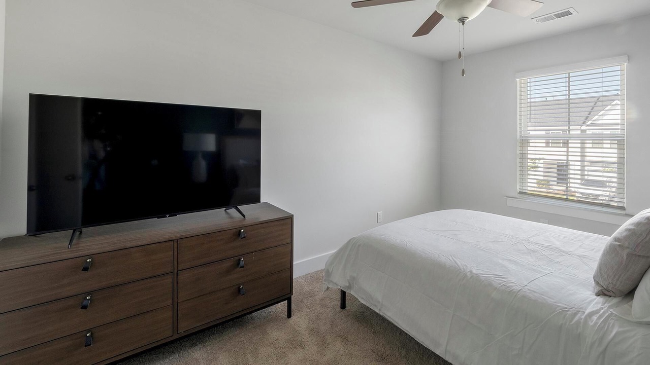 Photo of Bedroom in Summerville