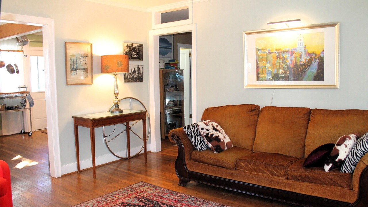 Photo of Livingroom in Charleston