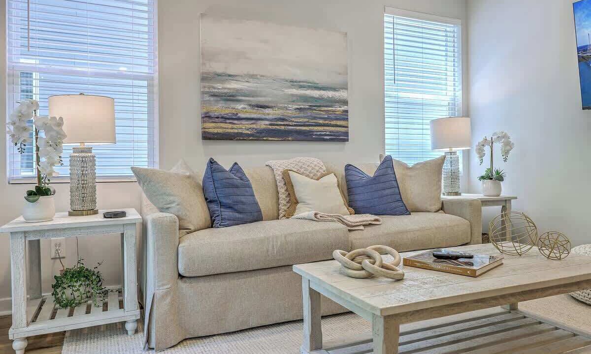 Photo of Livingroom in Hanahan