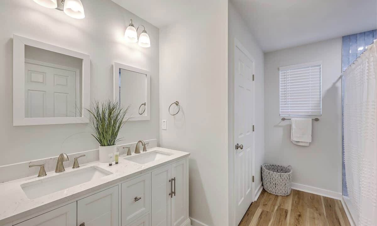 Photo of Bathroom in Hanahan