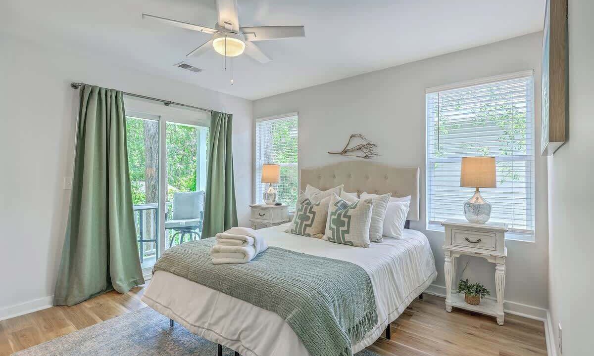 Photo of Bedroom in Hanahan