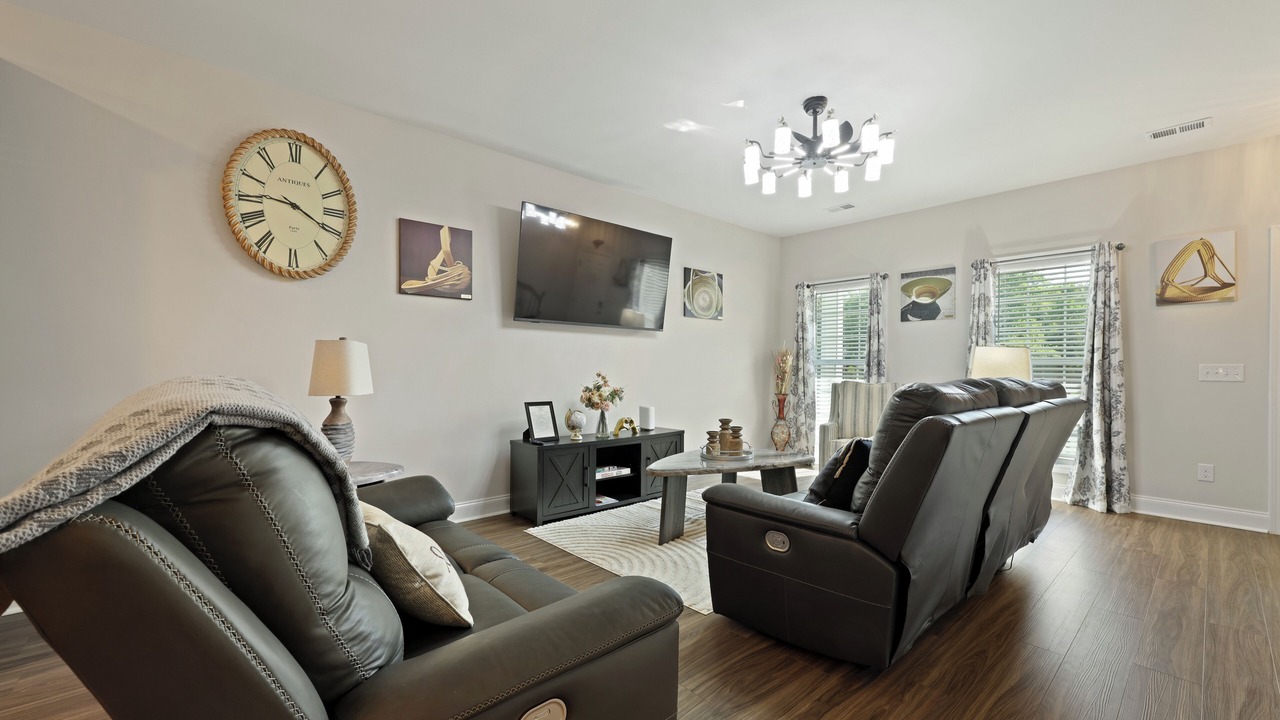 Photo of Livingroom in North Charleston