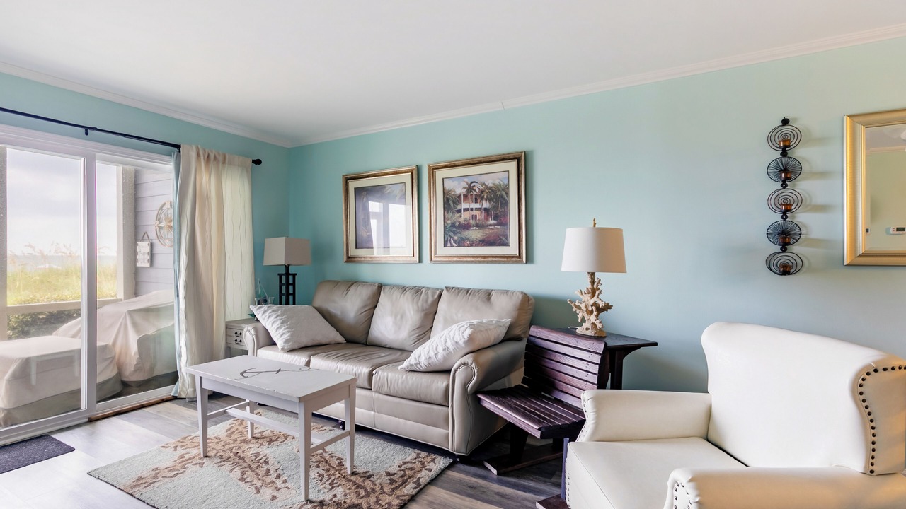 Photo of Livingroom in Surfside Beach
