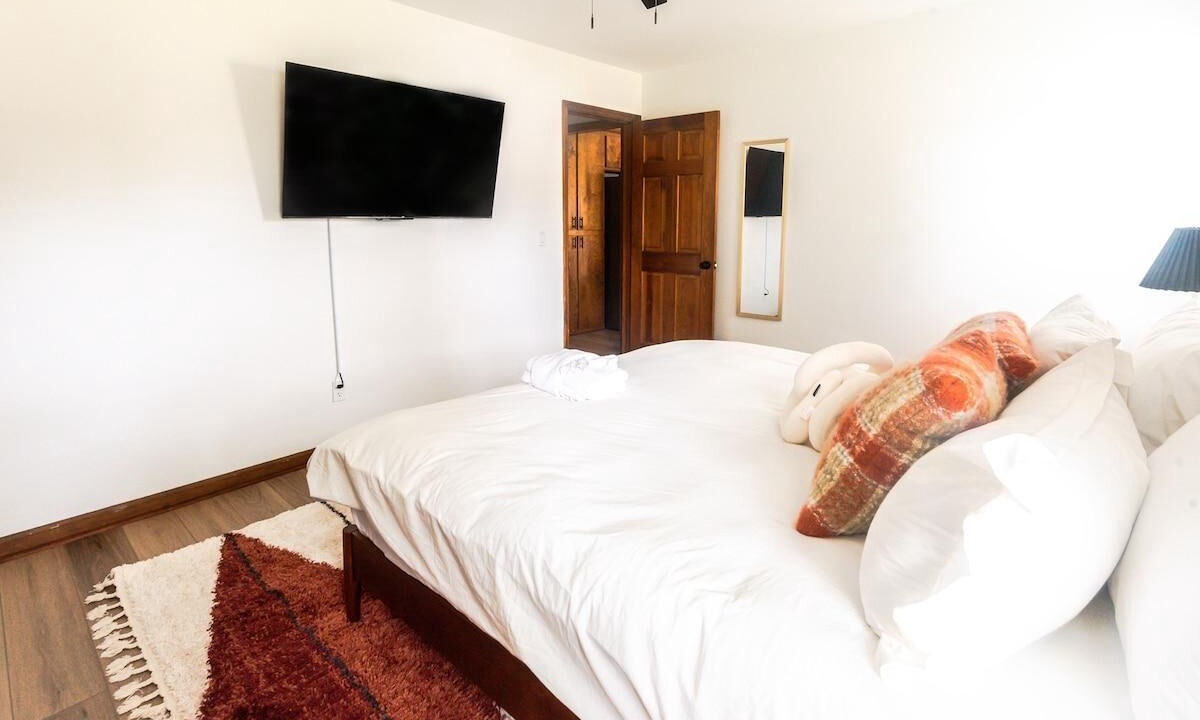 Photo of Bedroom in Goose Creek