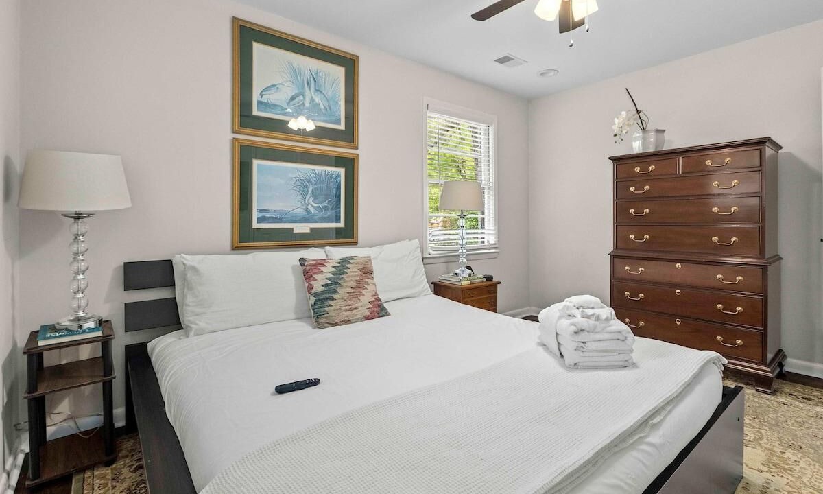 Photo of Bedroom in Scanlonville