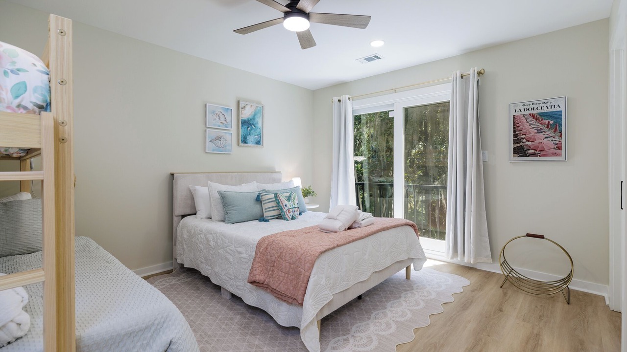 Photo of Bedroom in Heritage Woods