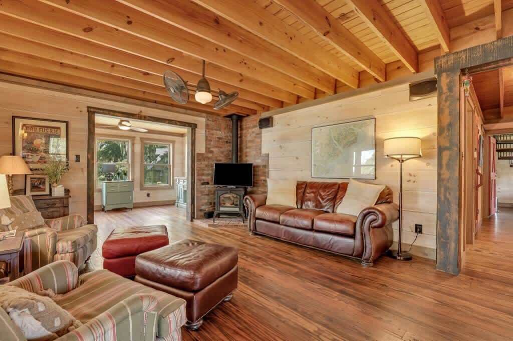 Photo of Livingroom in Daufuskie Island