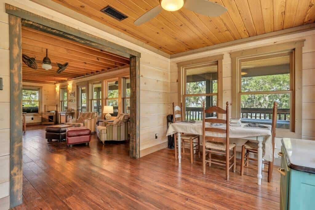 Photo of Livingroom in Daufuskie Island
