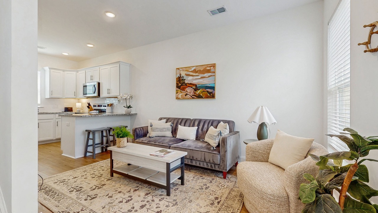 Photo of Livingroom in Goose Creek