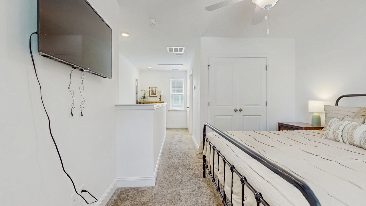 Photo of Bedroom in Goose Creek