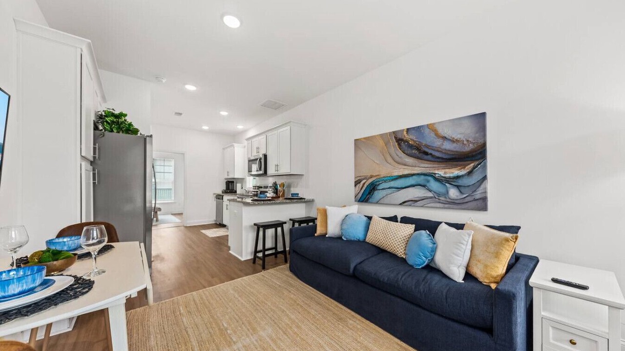 Photo of Livingroom in Goose Creek