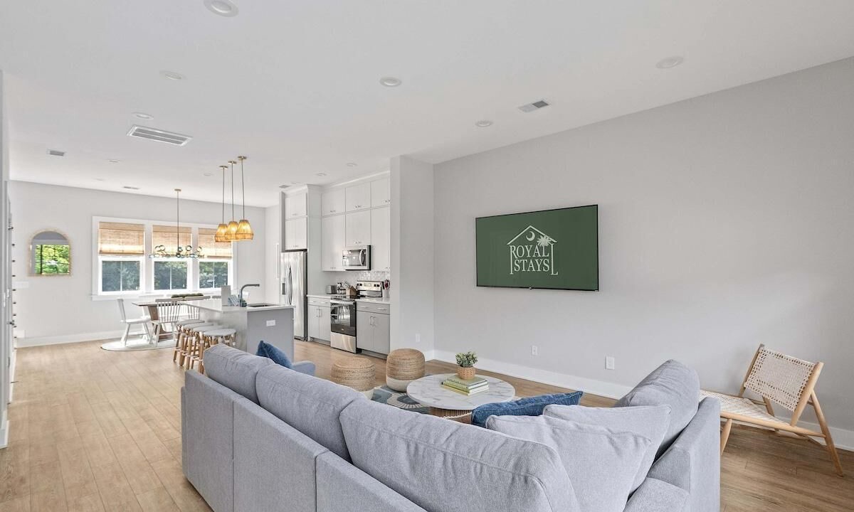 Photo of Livingroom in Mount Pleasant