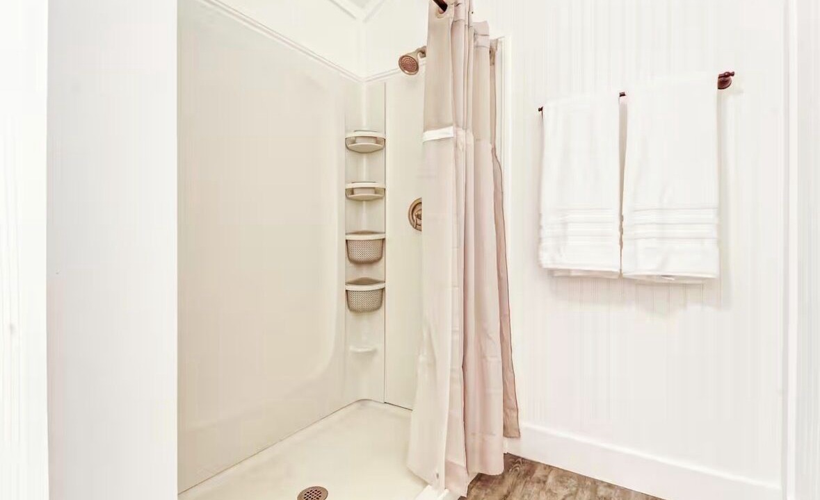 Photo of Bathroom in Melrose Plantation