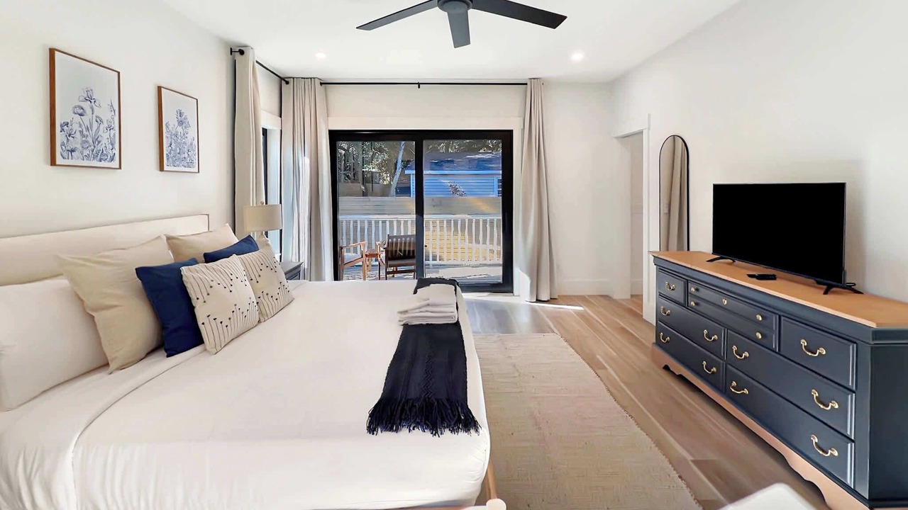 Photo of Bedroom in Charleston